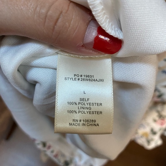 EUC Nordstrom (Row A Brand) Floral Romper (Size:L) - Picture 13 of 15